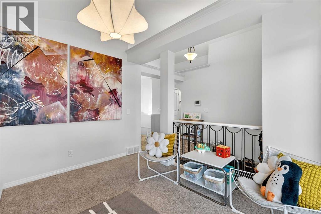 Single Family House Bungalow for Sale in  Douglasdale Boulevard SE Douglasdale/Glen Calgary 