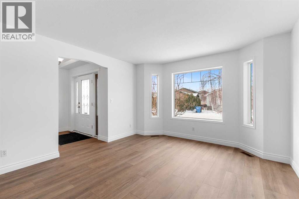 
          763 Stonehaven Drive
            <br/>
            <span>Carstairs</span>
            , 
            <span>AB</span>
             <span>T0M0N0</span>
         - Photo 14