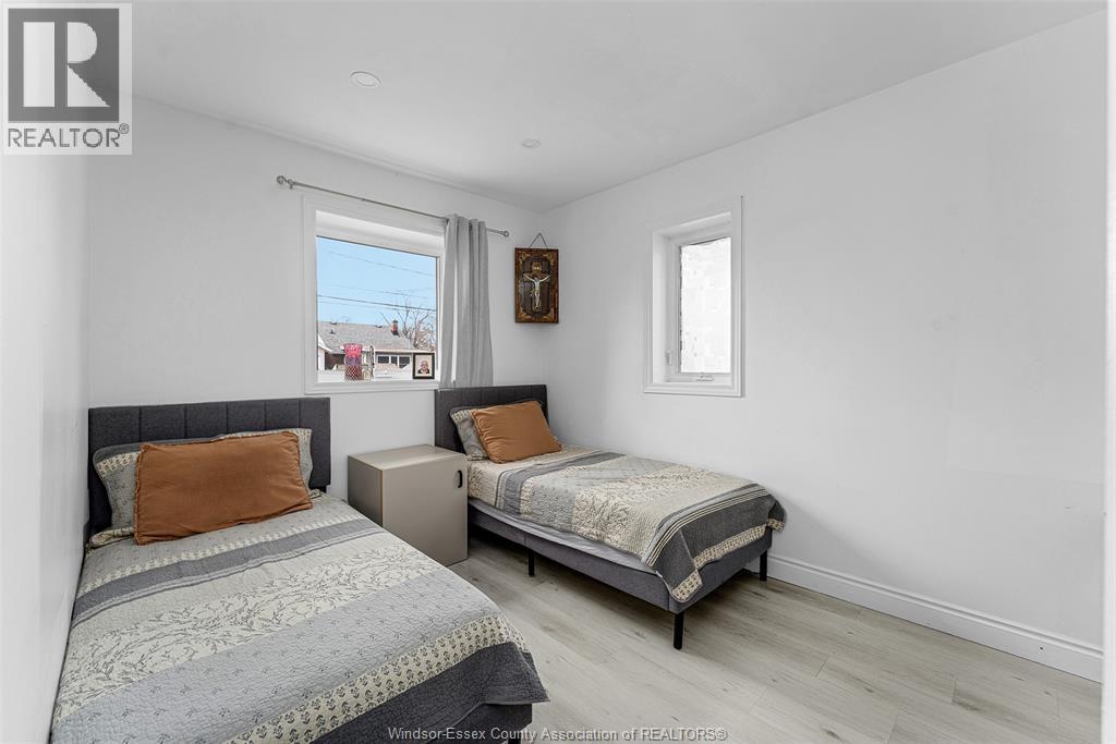 1771 Windermere ROAD - 18