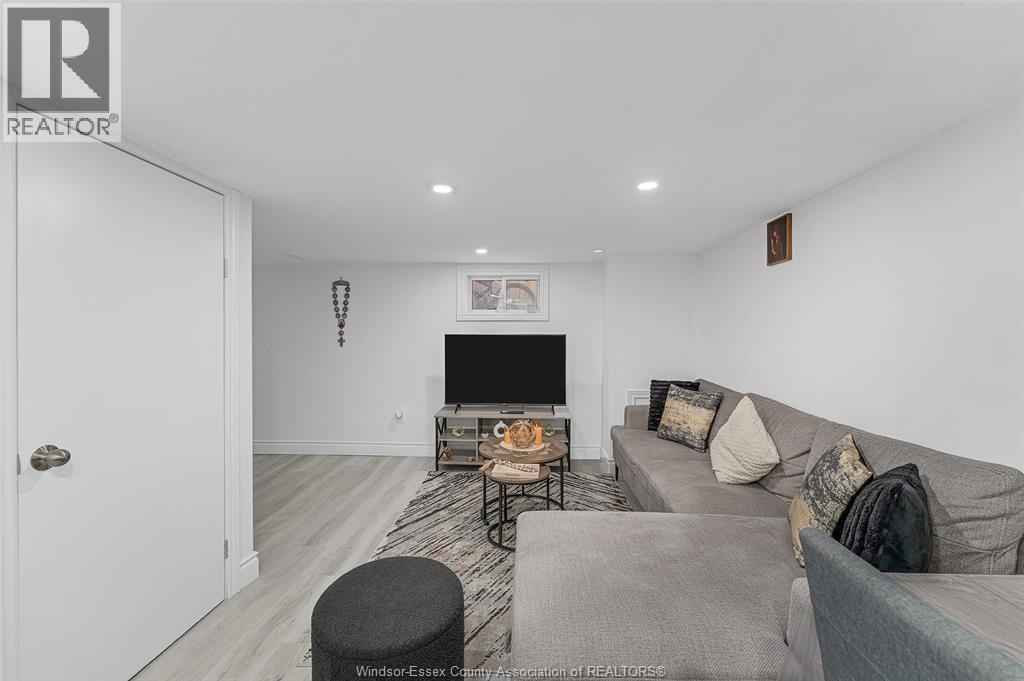 1771 Windermere ROAD - 23