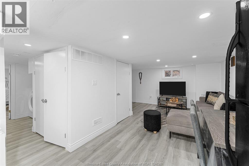 1771 Windermere ROAD - 25