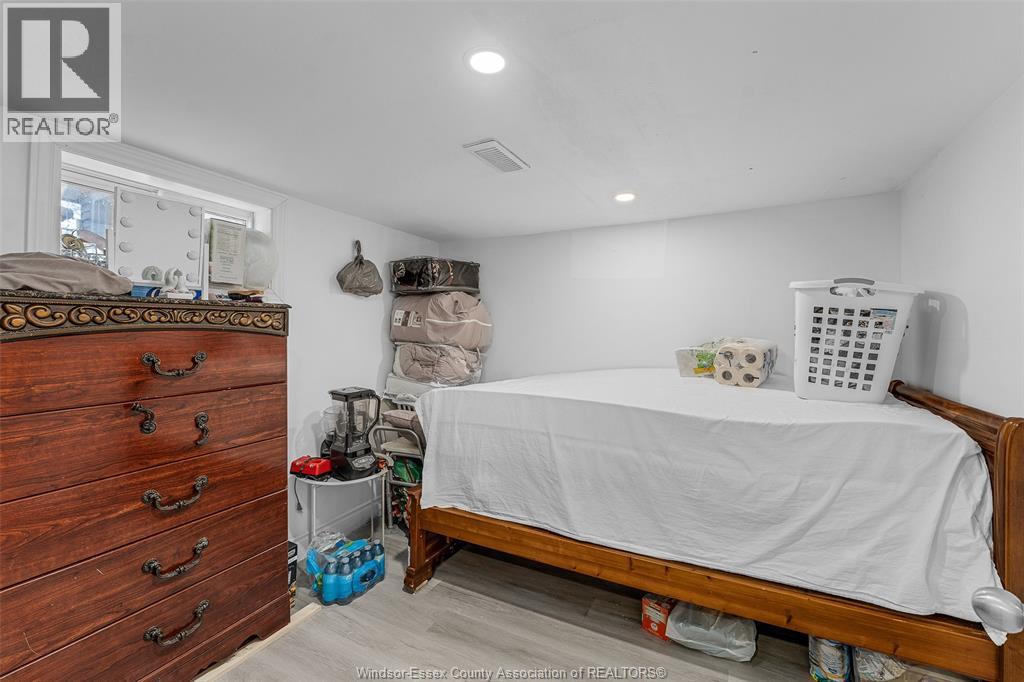 1771 Windermere ROAD - 27
