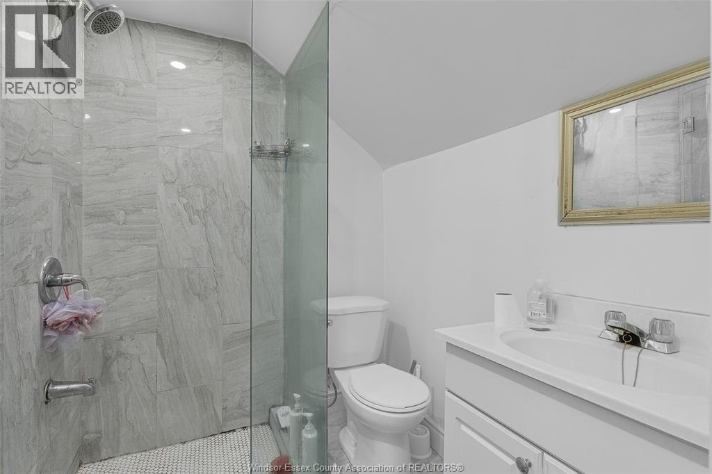 1771 Windermere ROAD - 36