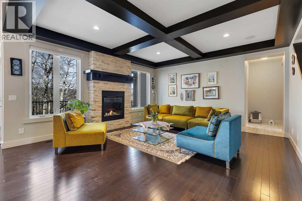 Single Family House for Sale in   Avenue SW Aspen Woods Calgary 