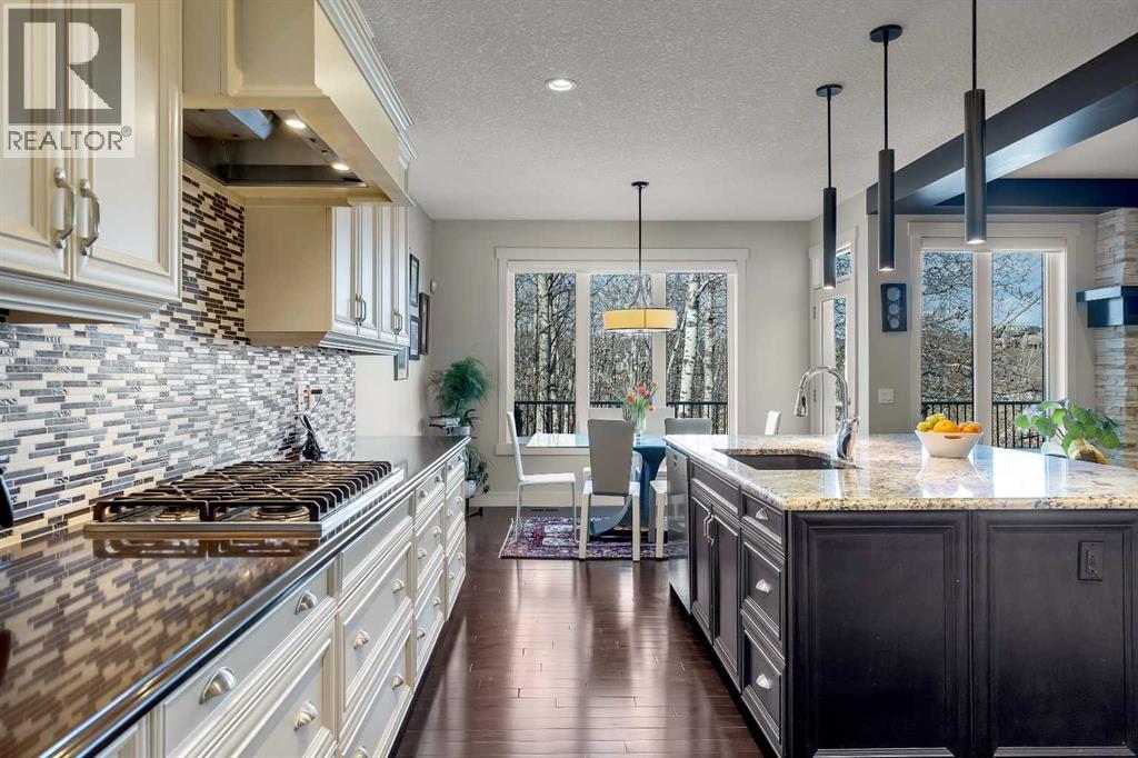 Single Family House for Sale in   Avenue SW Aspen Woods Calgary 