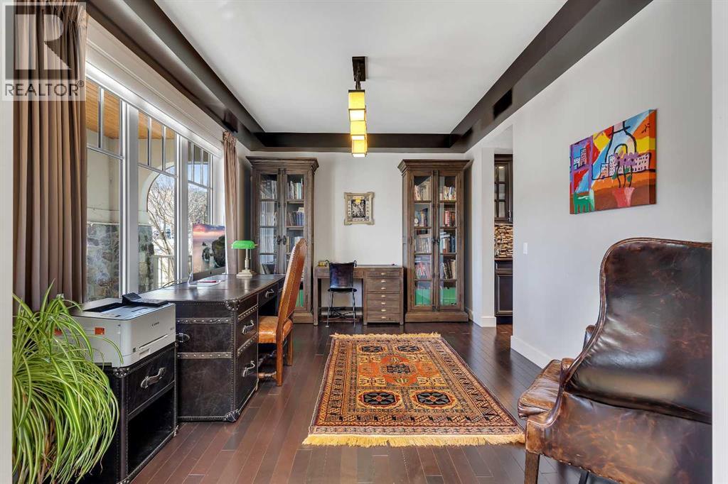 Single Family House for Sale in   Avenue SW Aspen Woods Calgary 