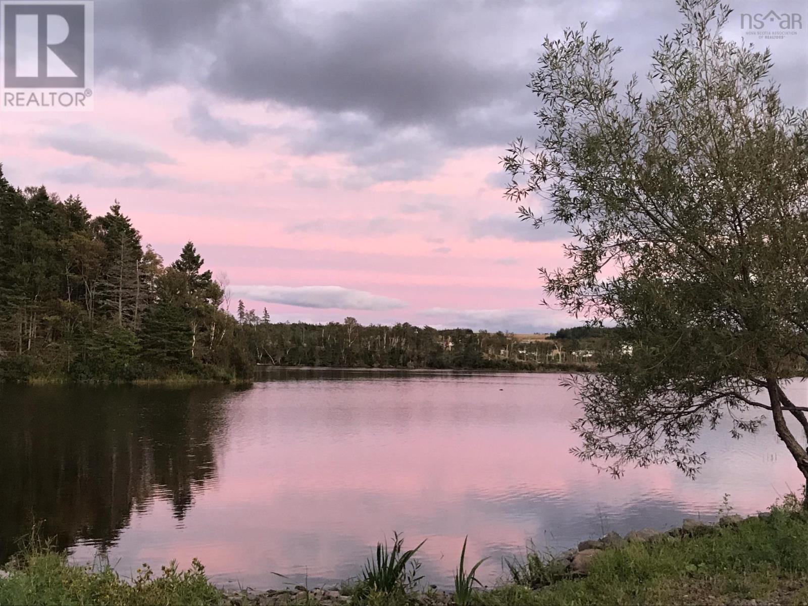 Property 31 of 35 of 73 MACKILLOP