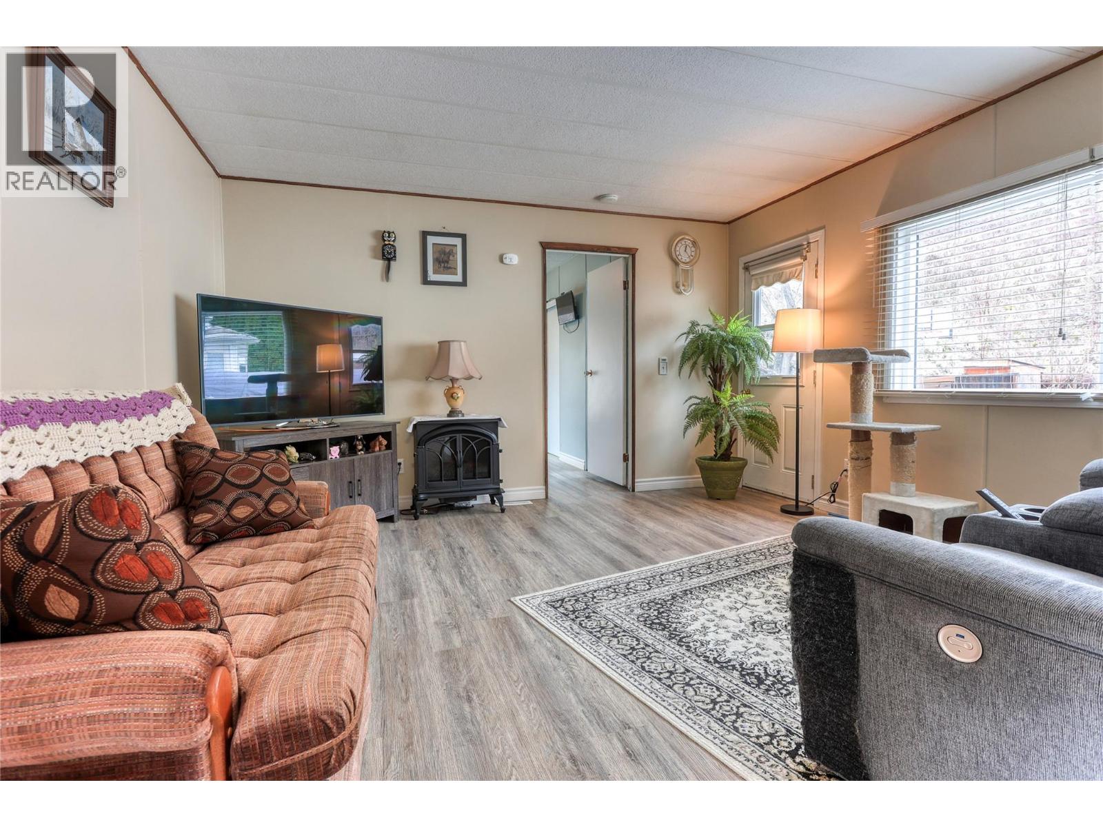 118 Wellington Avenue Unit# 3, Warfield