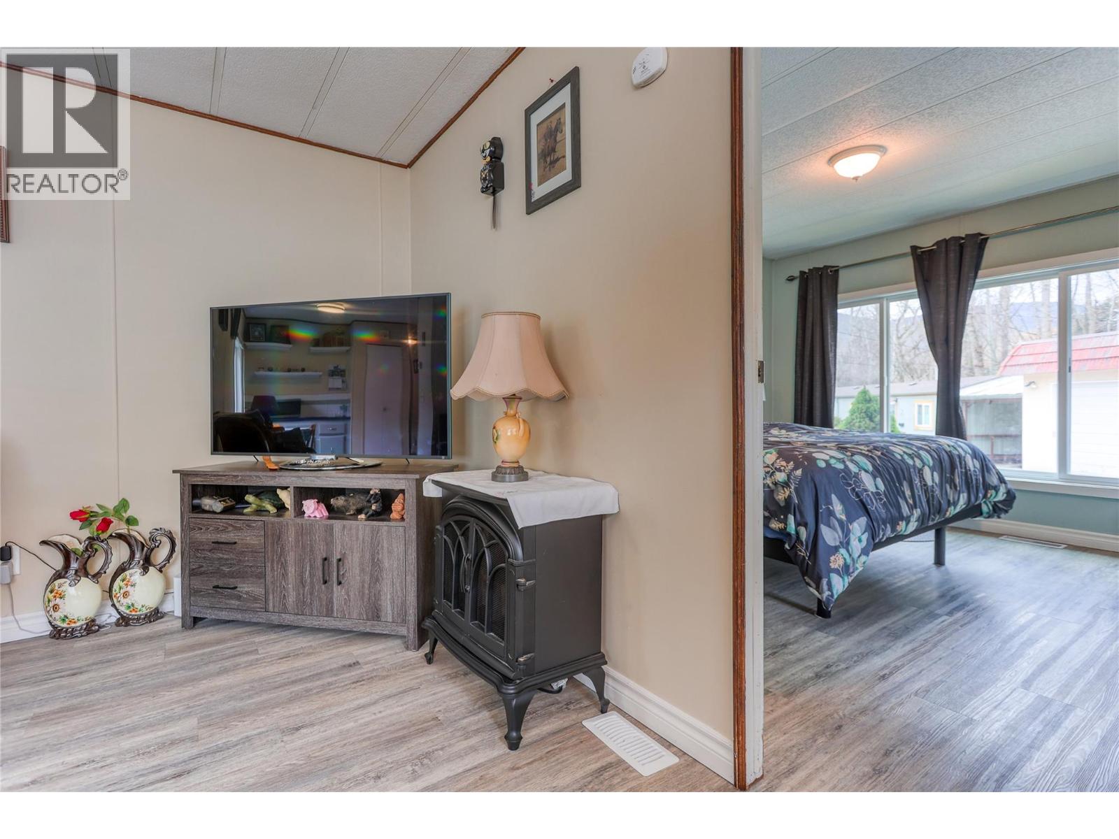 118 Wellington Avenue Unit# 3, Warfield