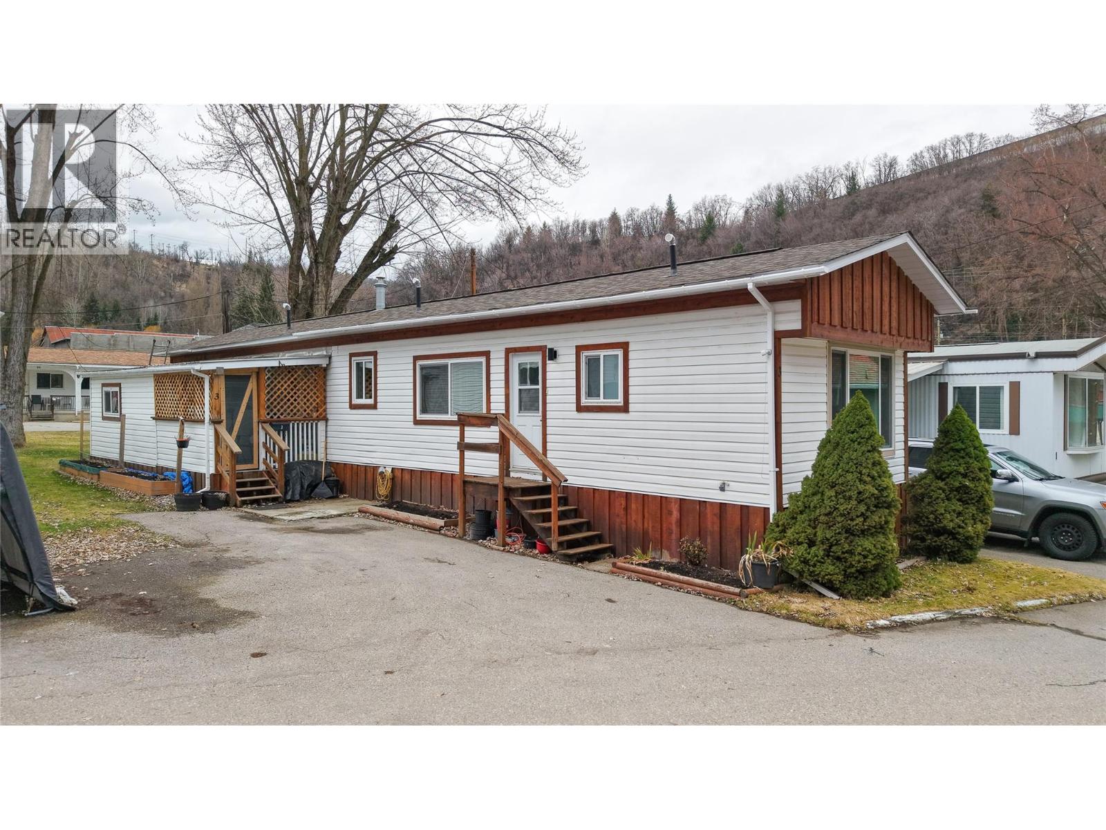 118 Wellington Avenue Unit# 3, Warfield