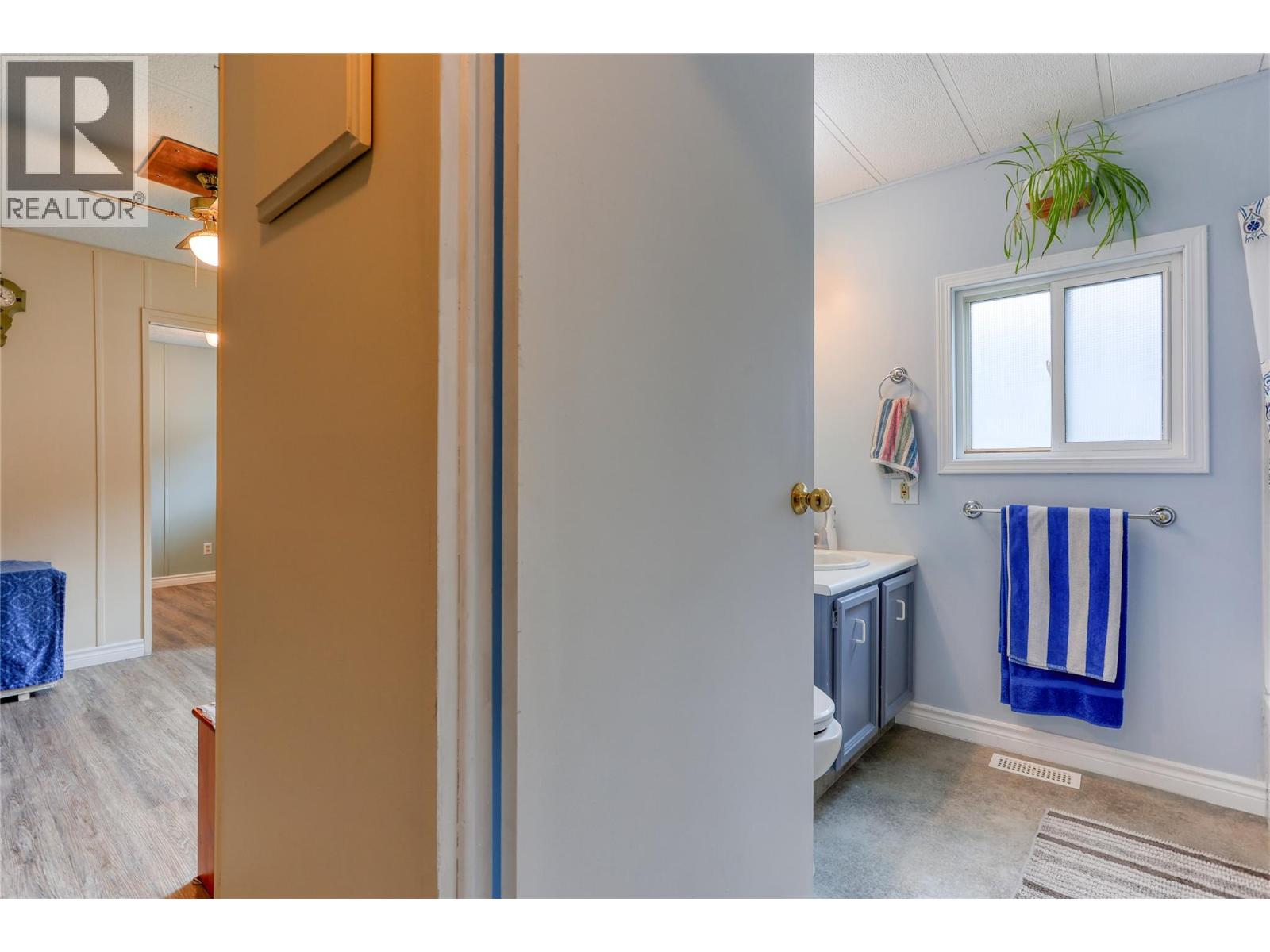 118 Wellington Avenue Unit# 3, Warfield