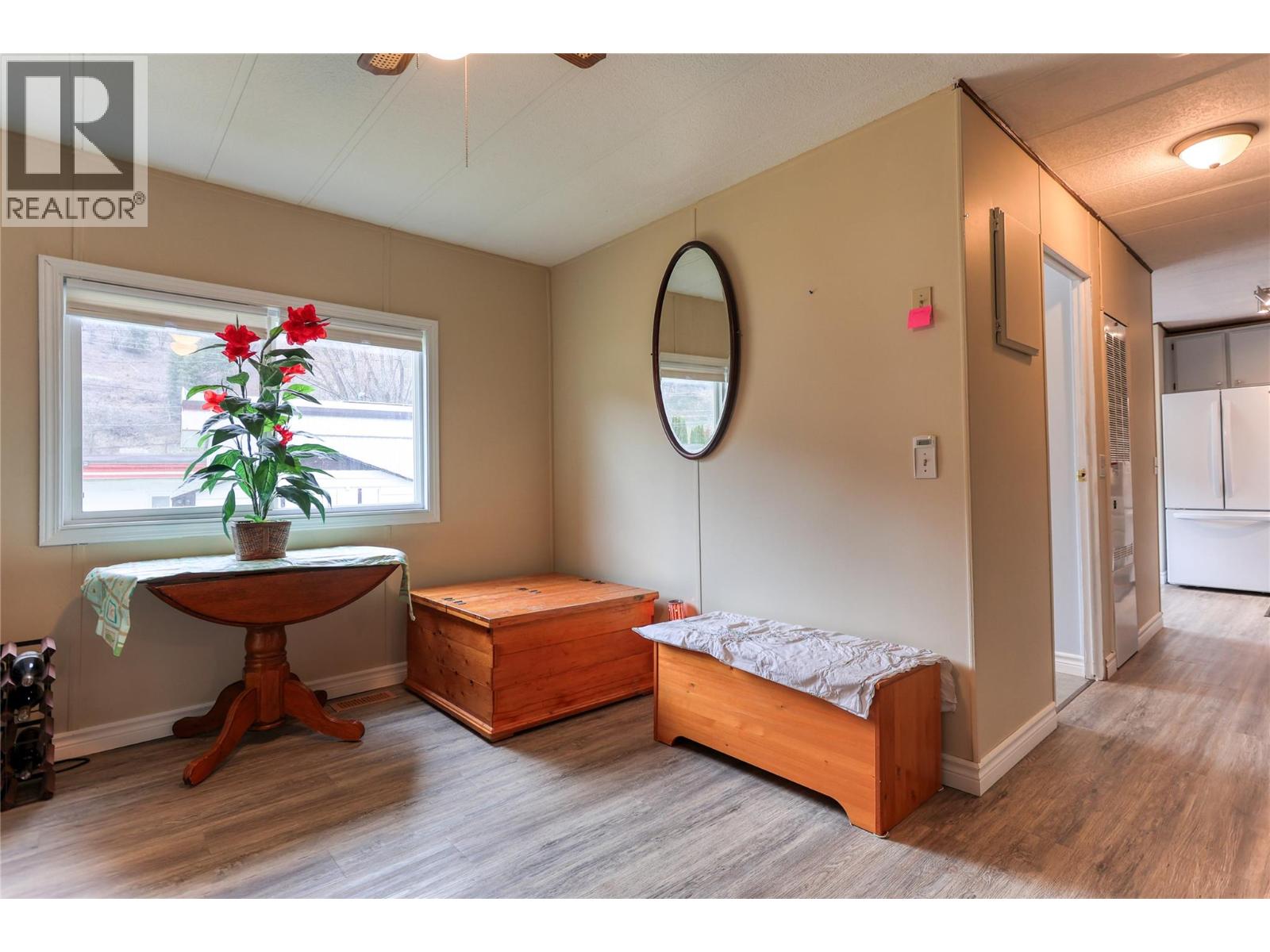 118 Wellington Avenue Unit# 3, Warfield