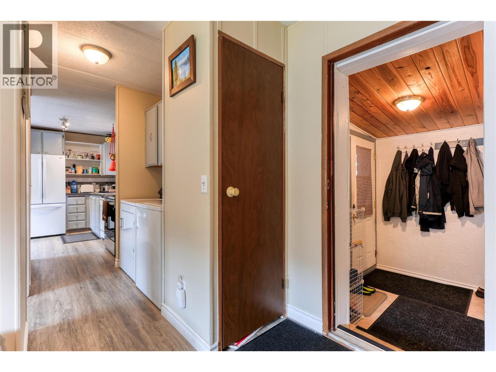 118 Wellington Avenue Unit# 3, Warfield