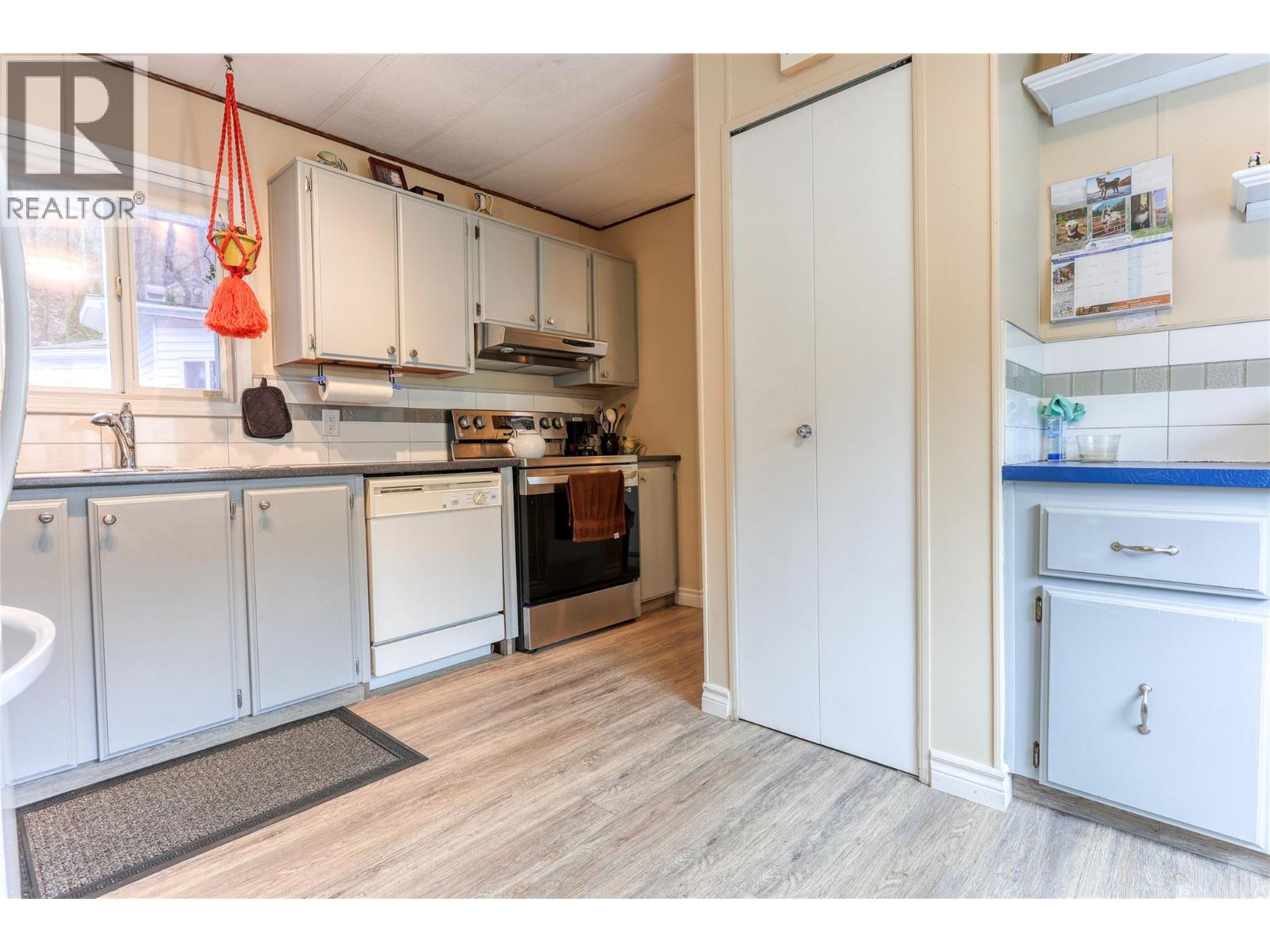 118 Wellington Avenue Unit# 3, Warfield