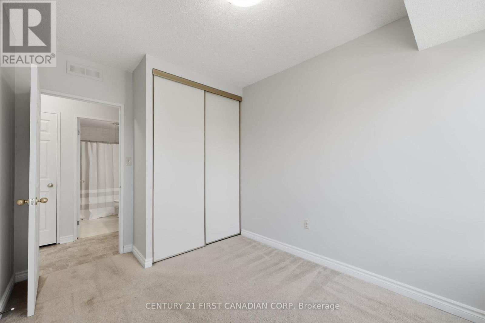 #306 744 WONDERLAND ROAD S - 23