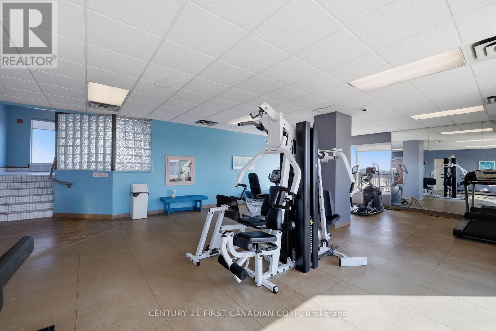 #306 744 WONDERLAND ROAD S - 36
