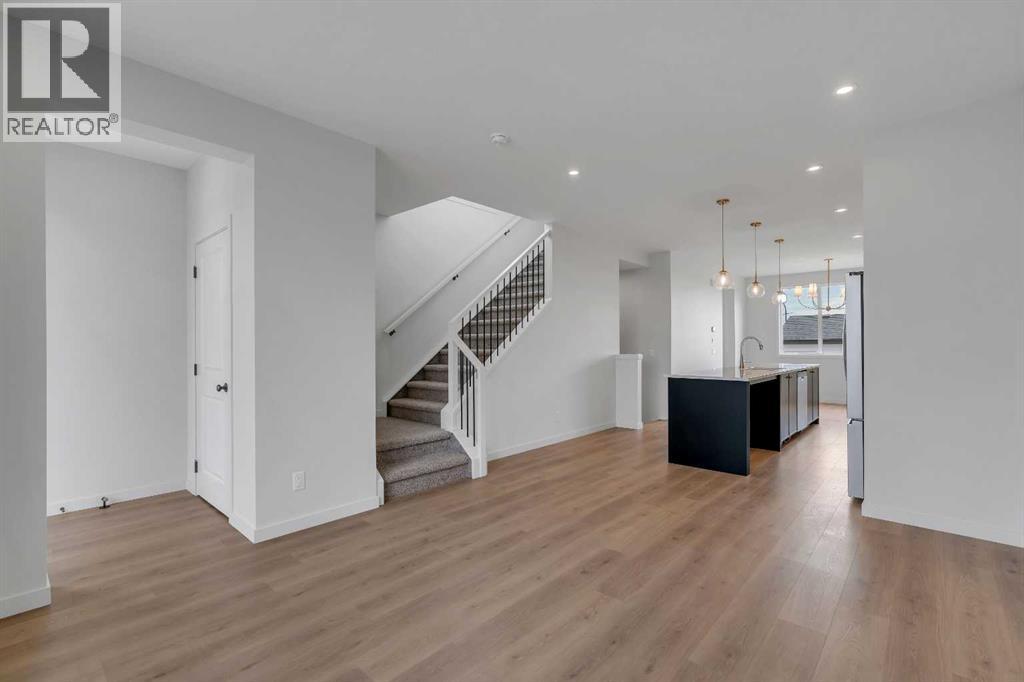 Single Family House for Sale in  Rangeview Drive SE Rangeview Calgary 