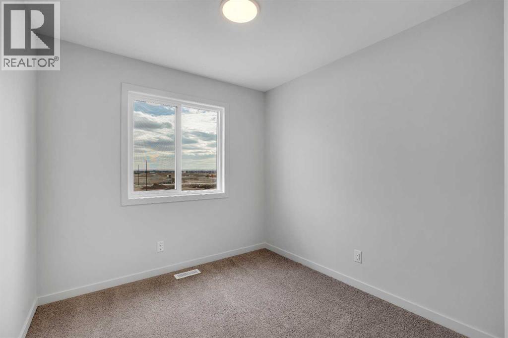 Single Family House for Sale in  Rangeview Drive SE Rangeview Calgary 