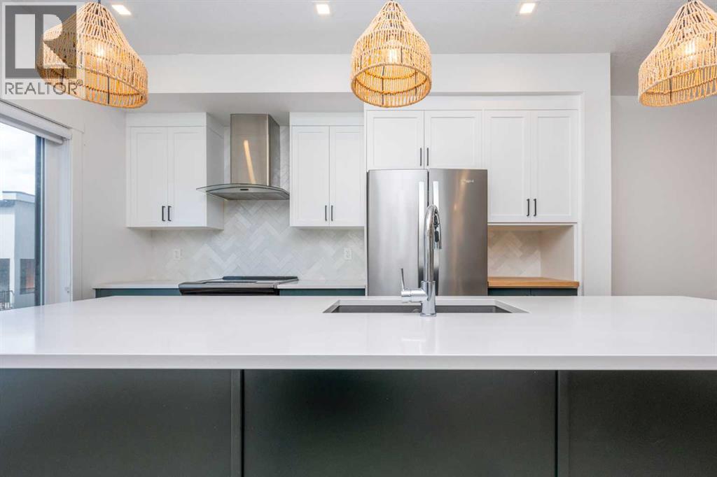 Single Family House for Sale in  Greenbriar Common NW Greenwood/Greenbriar Calgary 