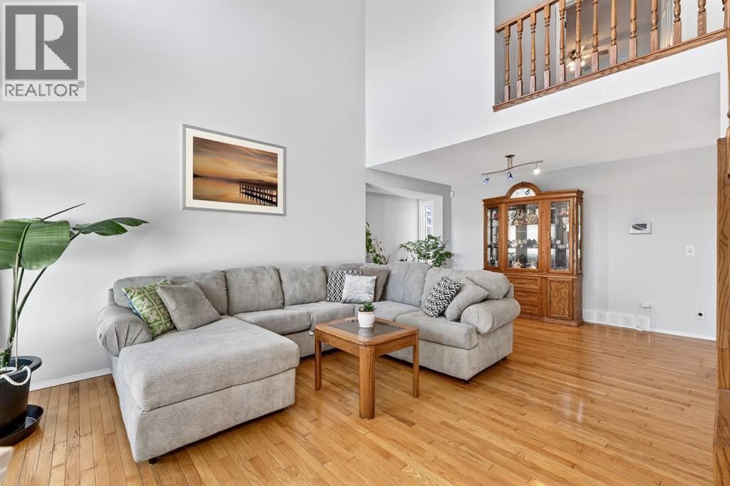 Single Family House for Sale in  Sundown Way SE Sundance Calgary 