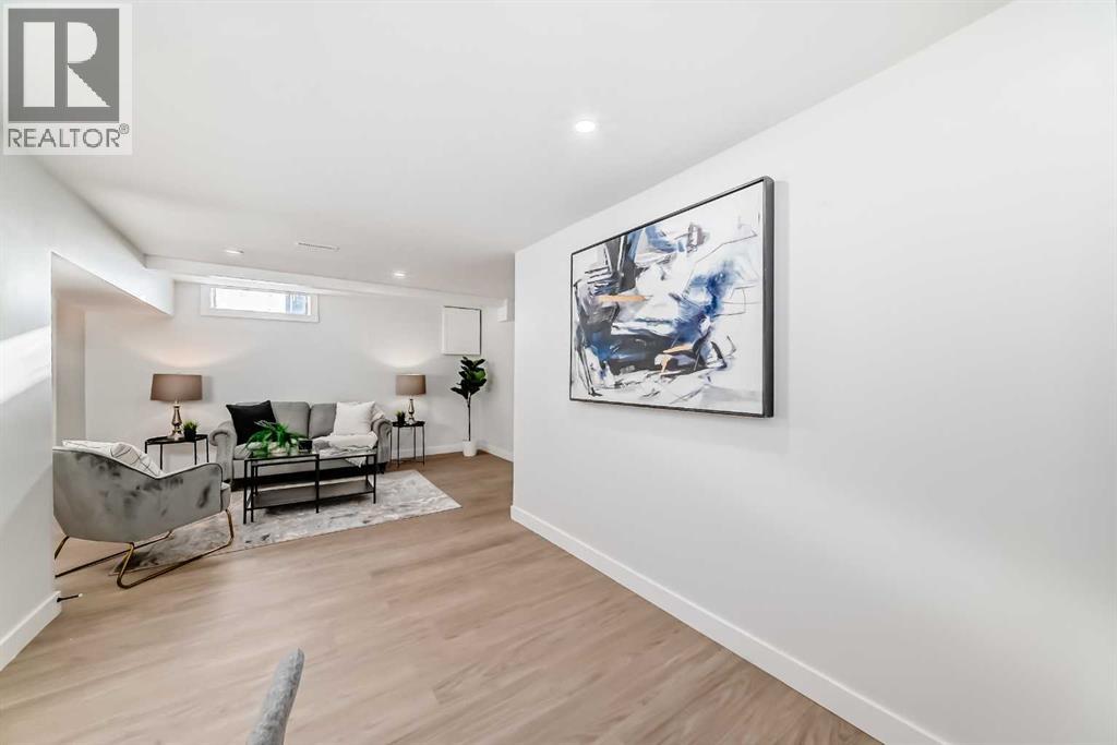 Single Family House for Sale in    Street NE Vista Heights Calgary 