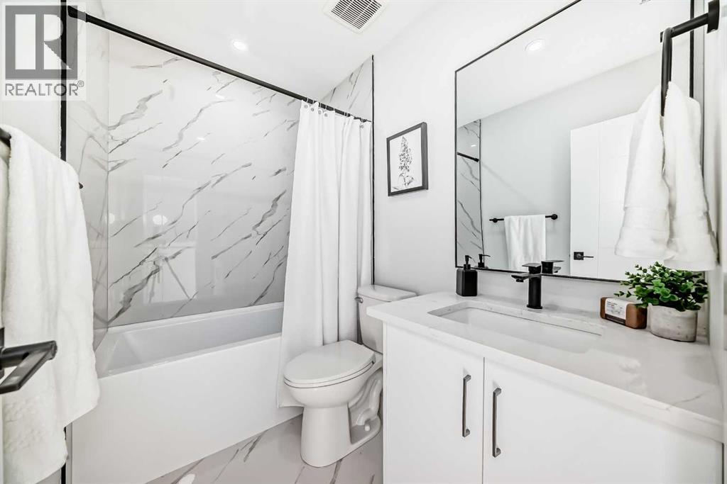 Single Family House for Sale in    Street NE Vista Heights Calgary 