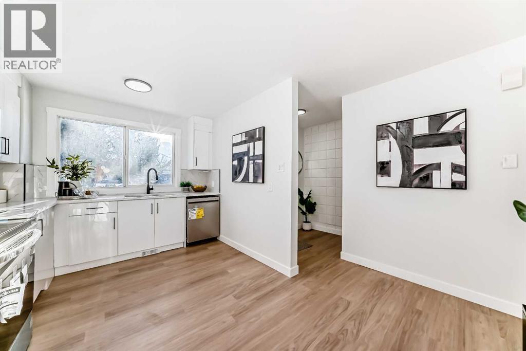 Single Family House for Sale in    Street NE Vista Heights Calgary 