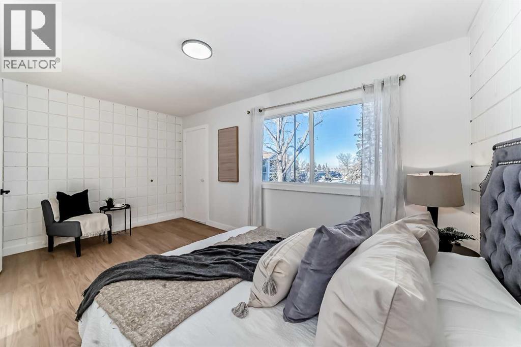 Single Family House for Sale in    Street NE Vista Heights Calgary 