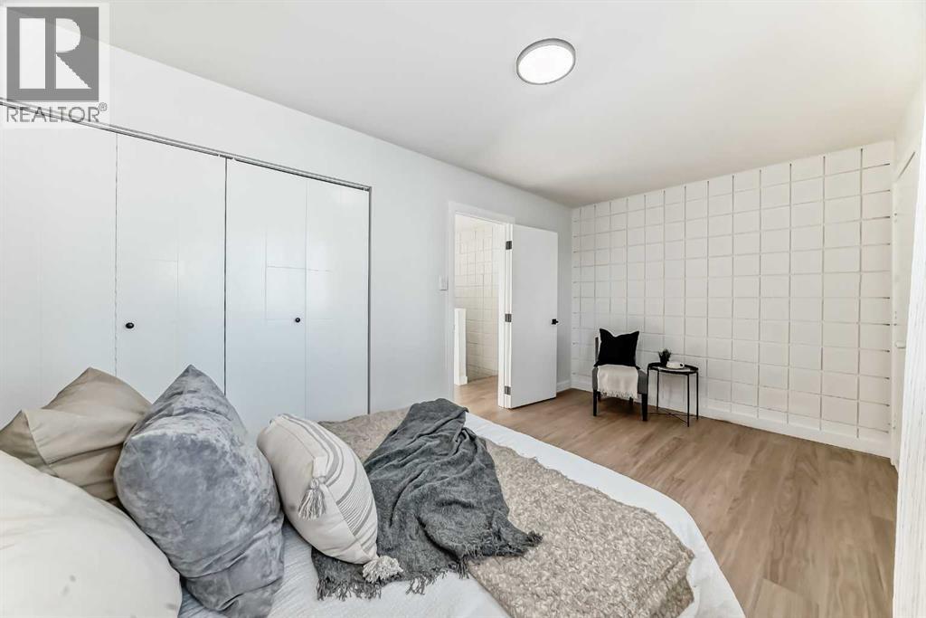 Single Family House for Sale in    Street NE Vista Heights Calgary 