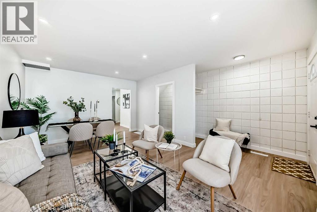 Single Family House for Sale in    Street NE Vista Heights Calgary 