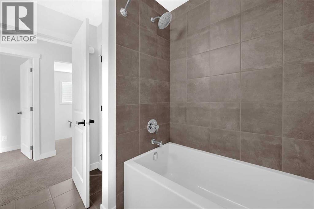 Single Family House for Sale in  Amblehurst Link NW Moraine Calgary 