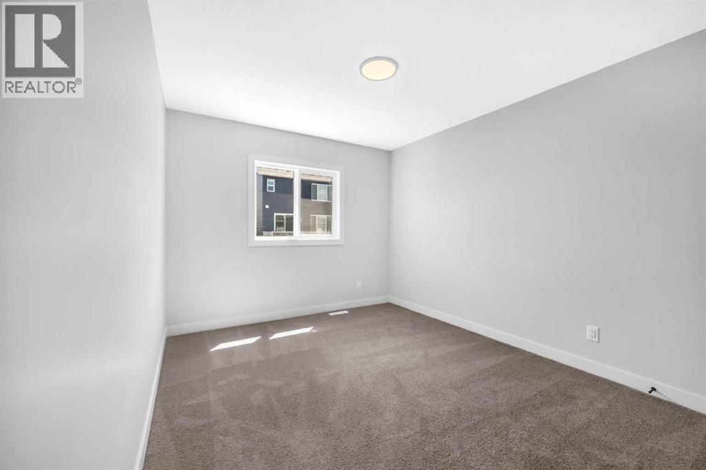 Single Family House for Sale in  Amblehurst Link NW Moraine Calgary 