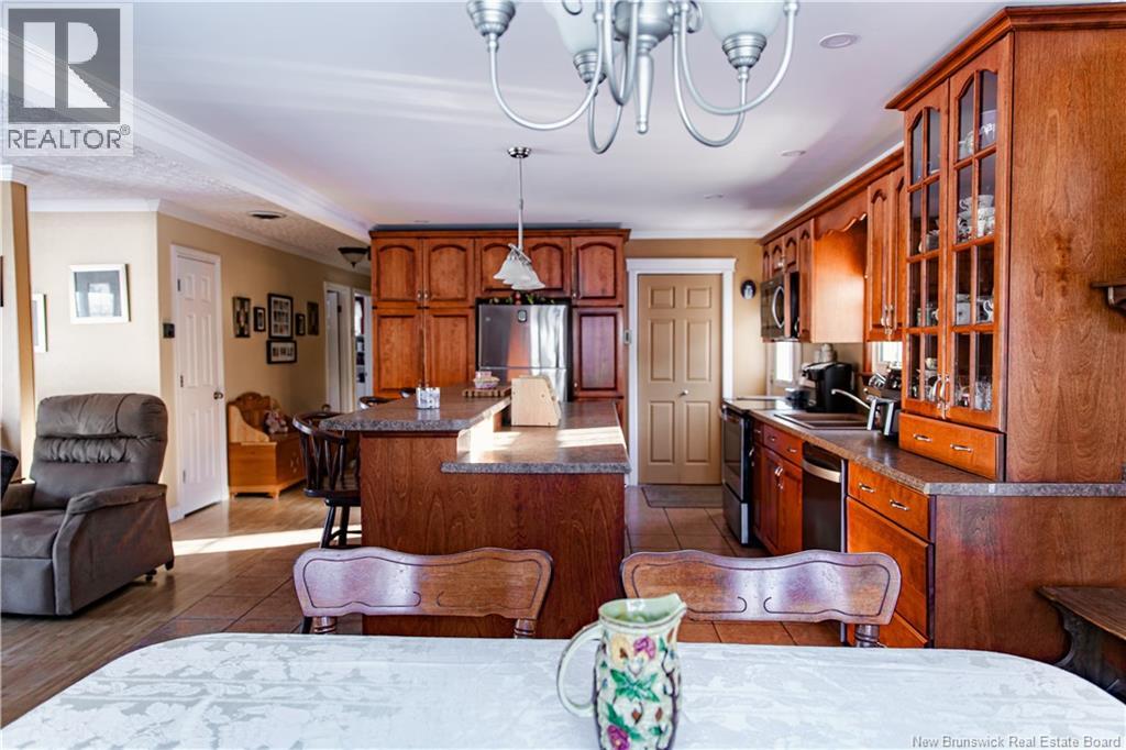 343 Estey Road - 4