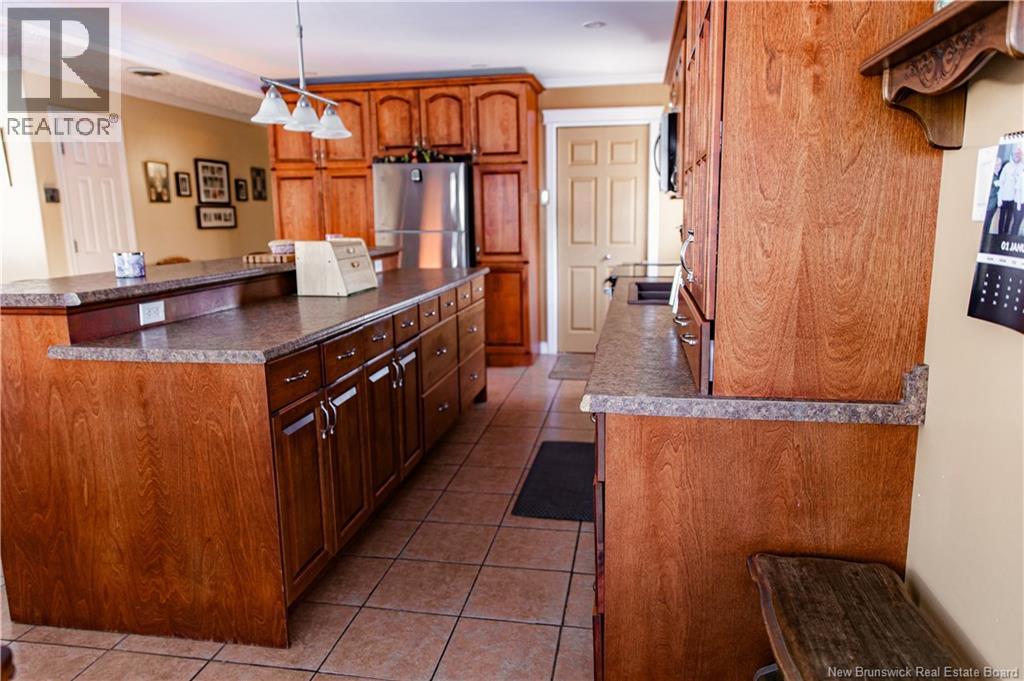 343 Estey Road - 7