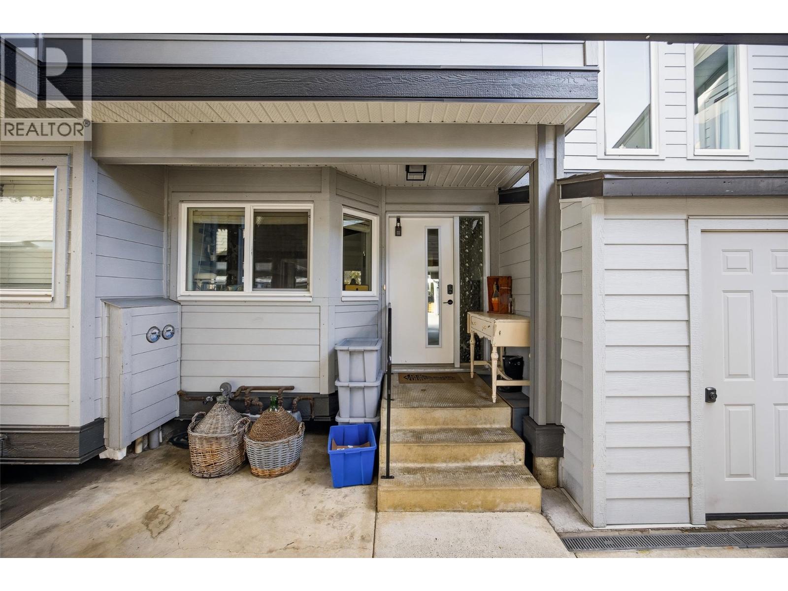 210 2125 Burtch Road, Kelowna