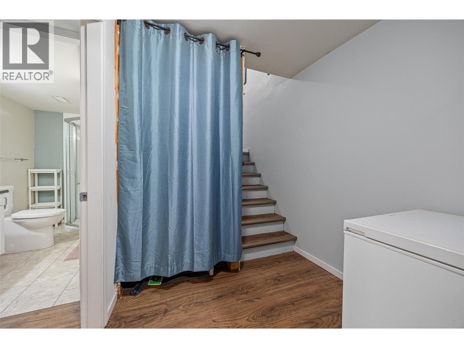 210 2125 Burtch Road, Kelowna