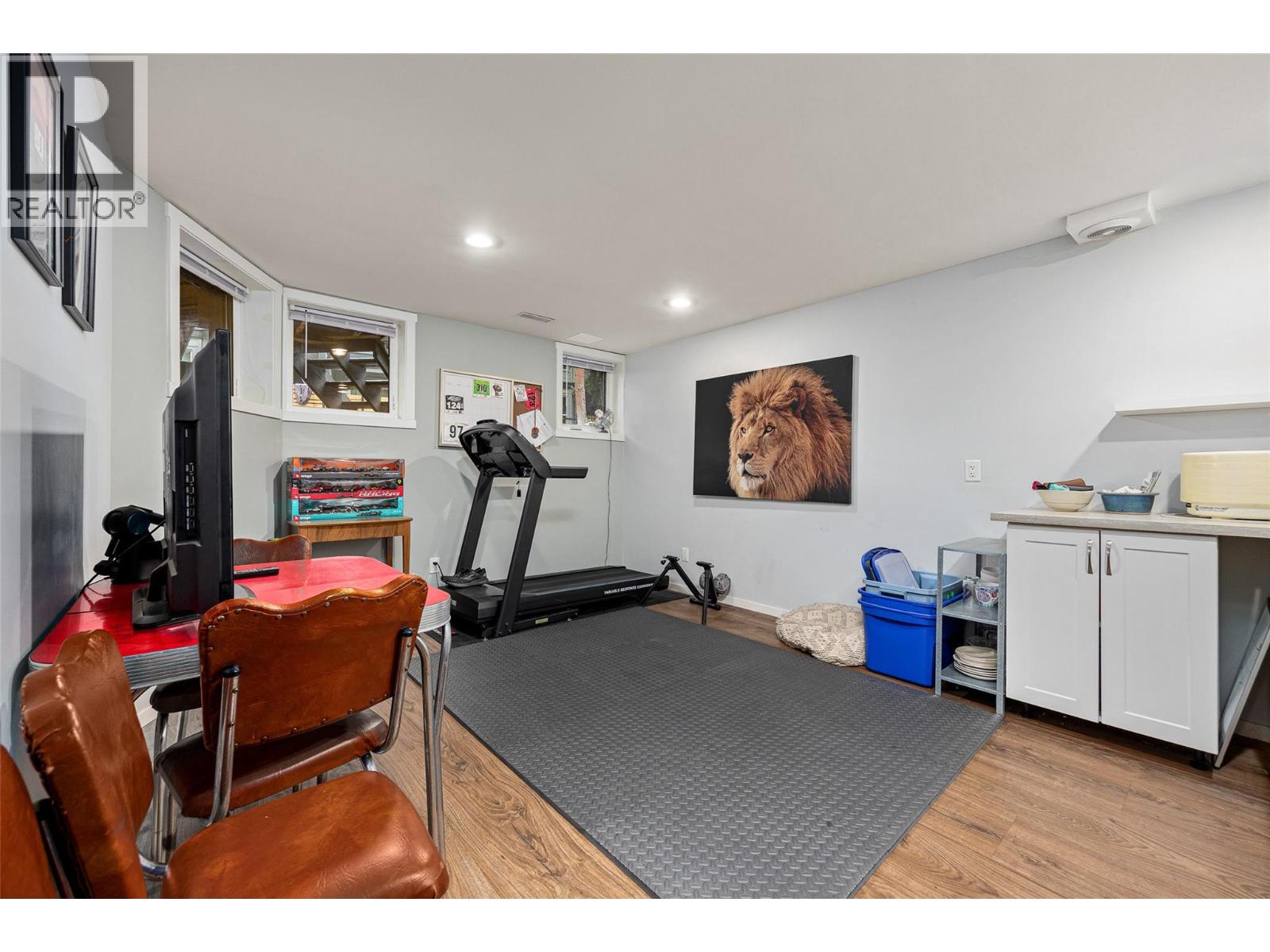 210 2125 Burtch Road, Kelowna