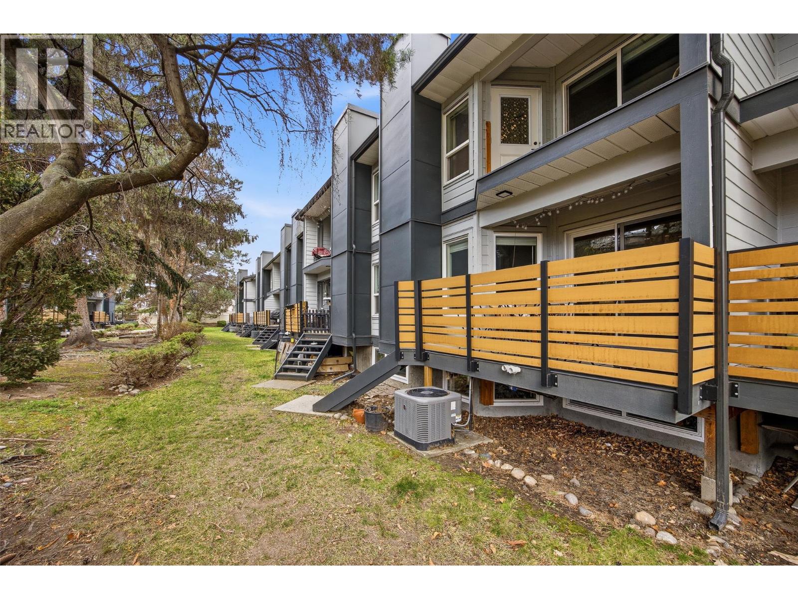 210 2125 Burtch Road, Kelowna