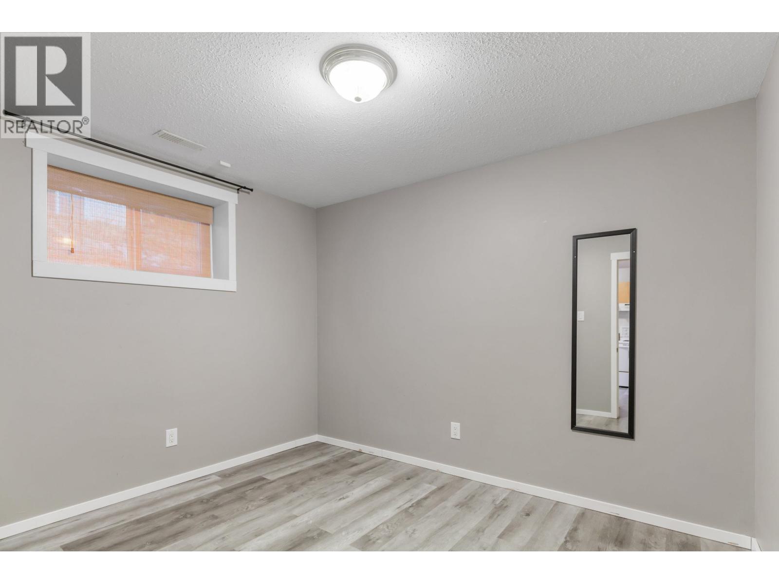 2129 MCINTOSH ROAD - 23