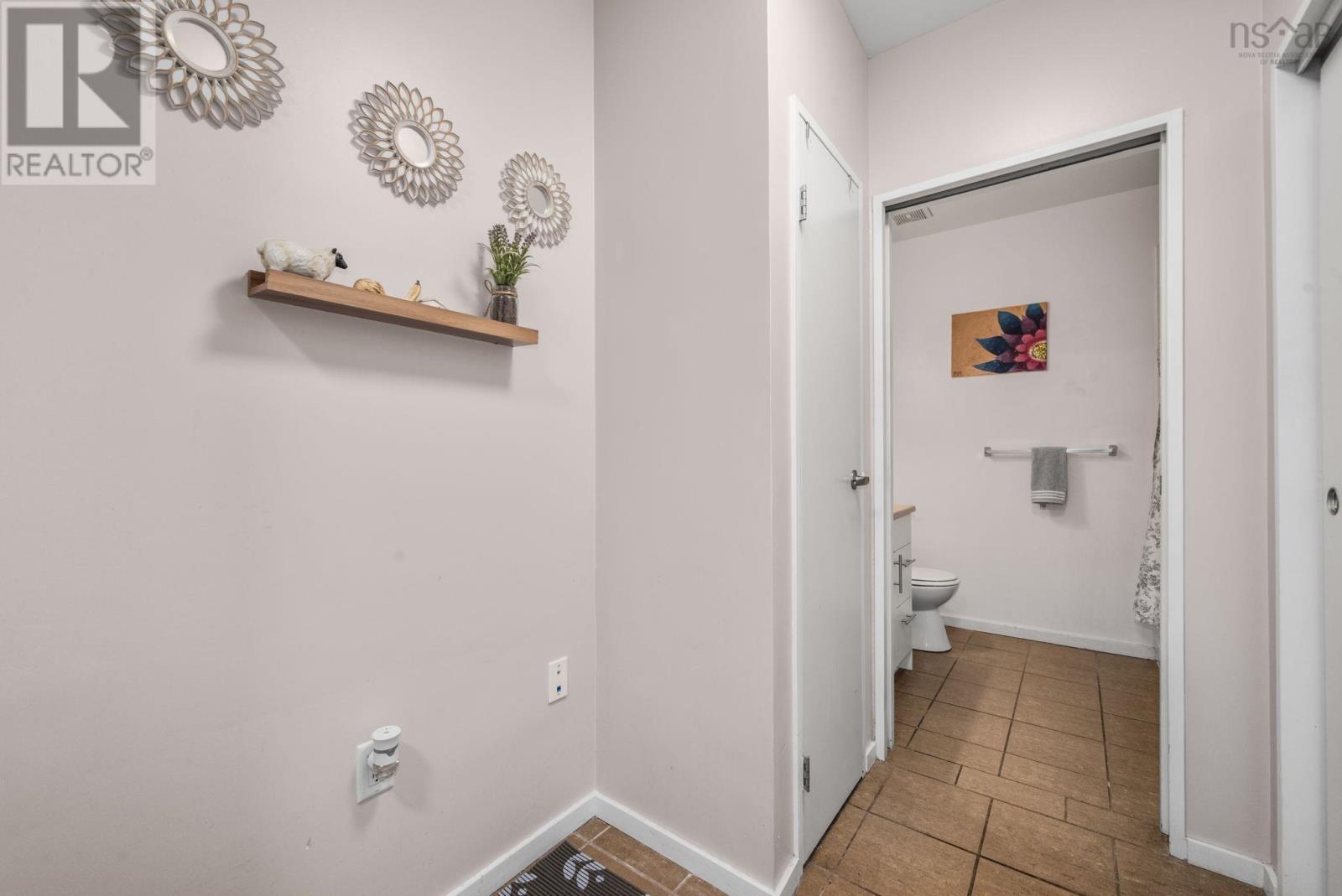 Property 33 of 37 of 208 5221 Nora Bernard Street