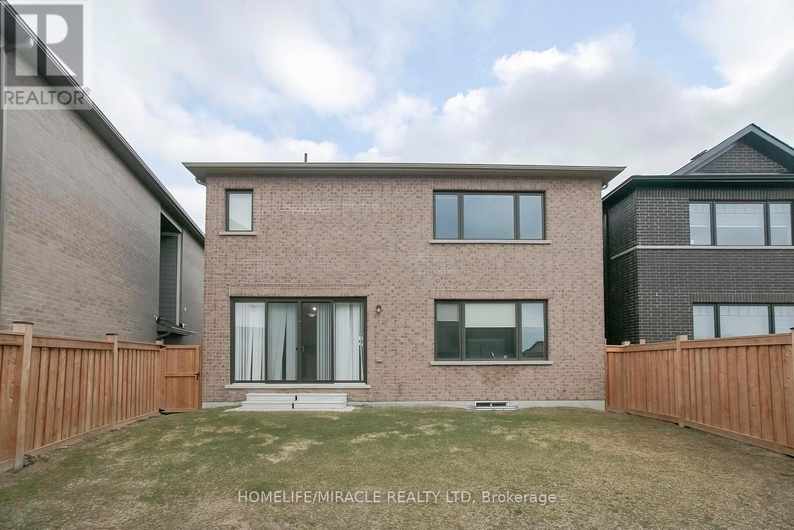 22 MADAWASKA ROAD - 49