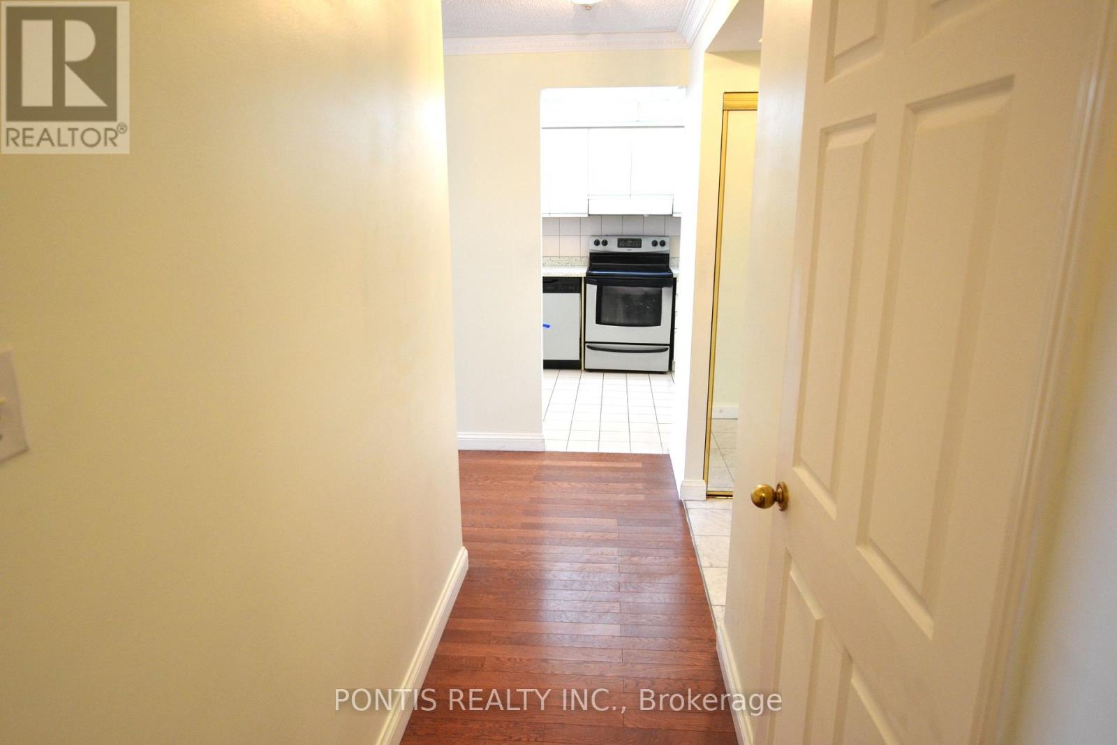 #1008 24 HANOVER ROAD - 16