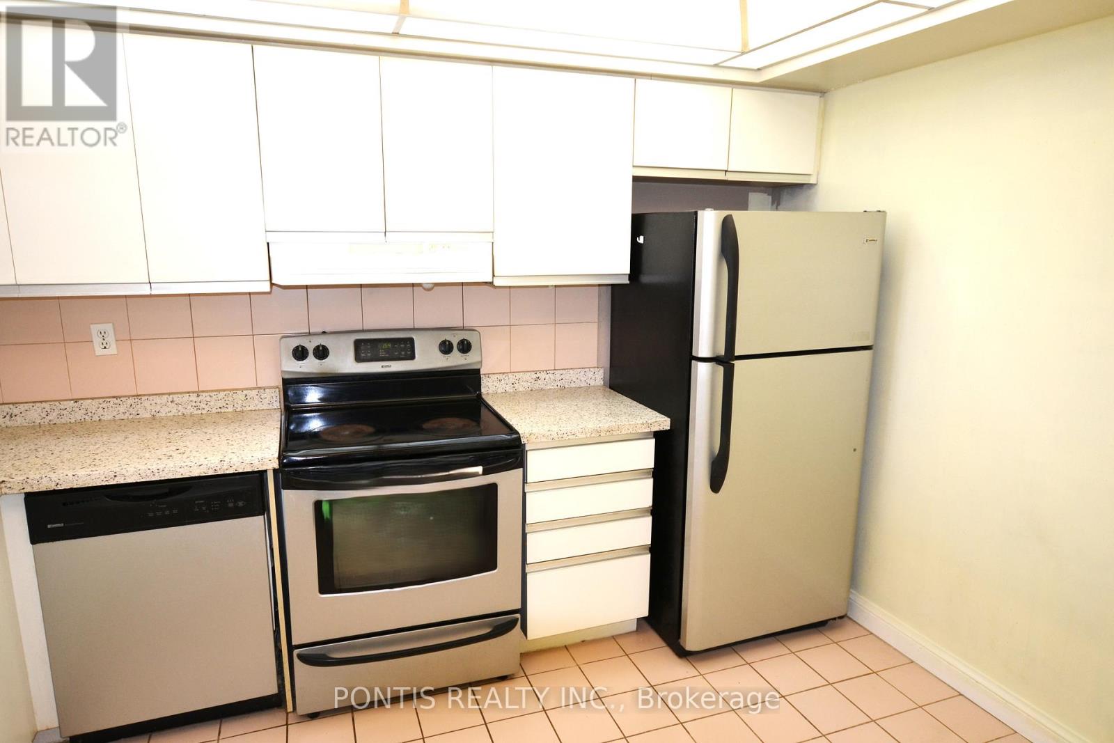 #1008 24 HANOVER ROAD - 21