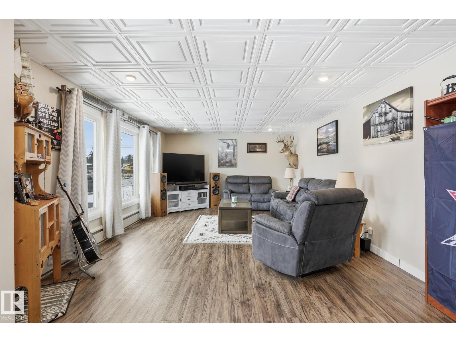 
          5403 50 Street
            <br/>
            <span>Stony Plain</span>
            , 
            <span>AB</span>
             <span>T7E1B7</span>
        