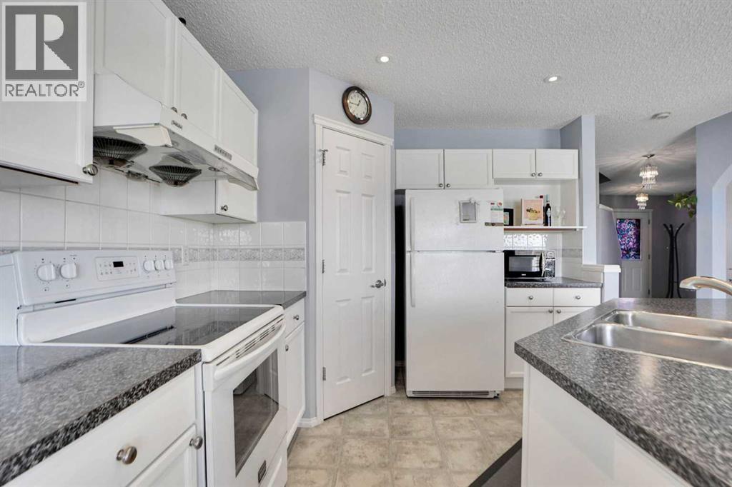 Single Family House for Sale in  Saddlecreek Point NE Saddle Ridge Calgary 