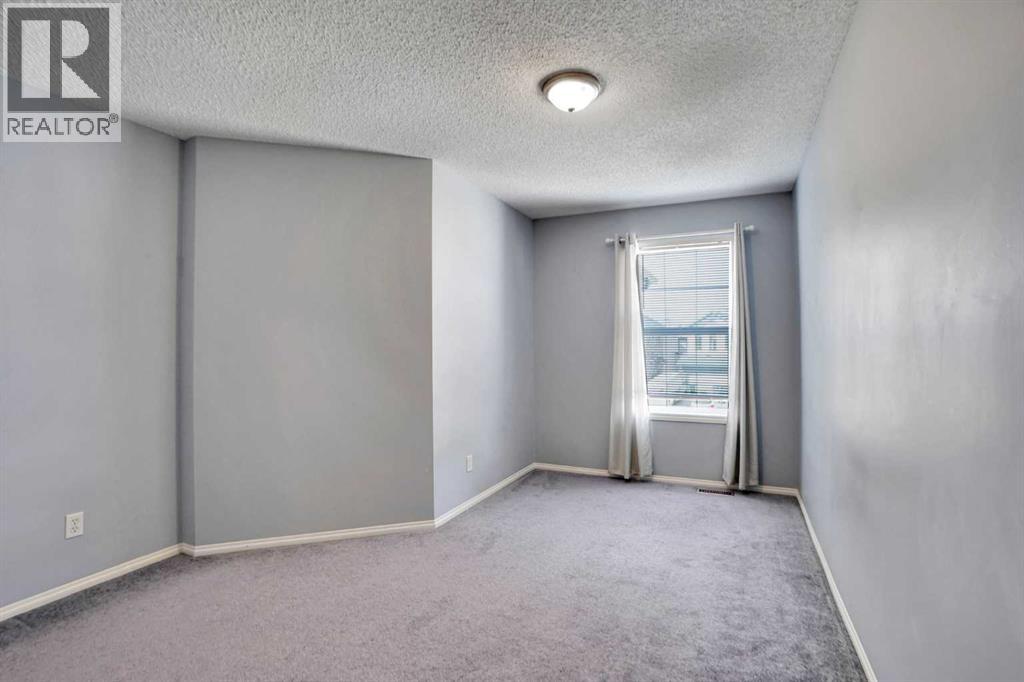 Single Family House for Sale in  Saddlecreek Point NE Saddle Ridge Calgary 