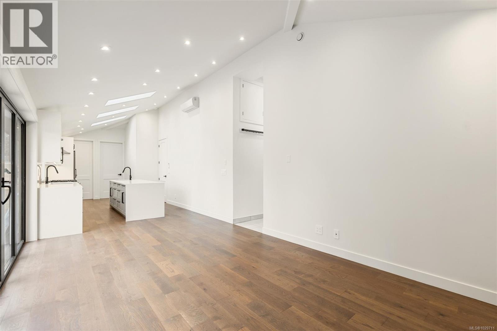 5281 SANTA CLARA AVE - 11