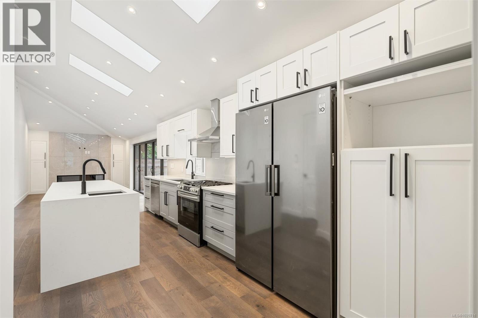 5281 SANTA CLARA AVE - 12