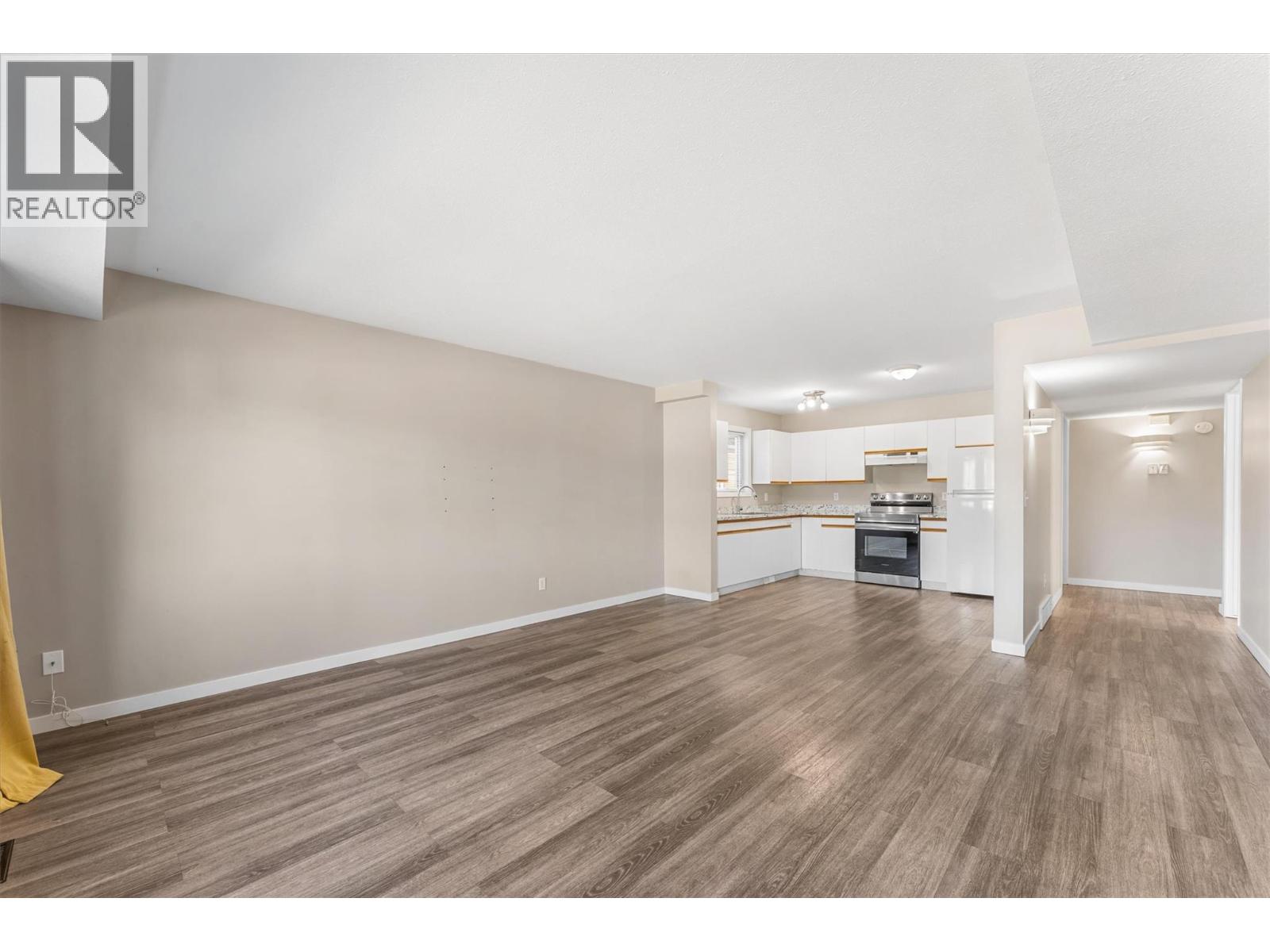  859 Richter Street, Kelowna