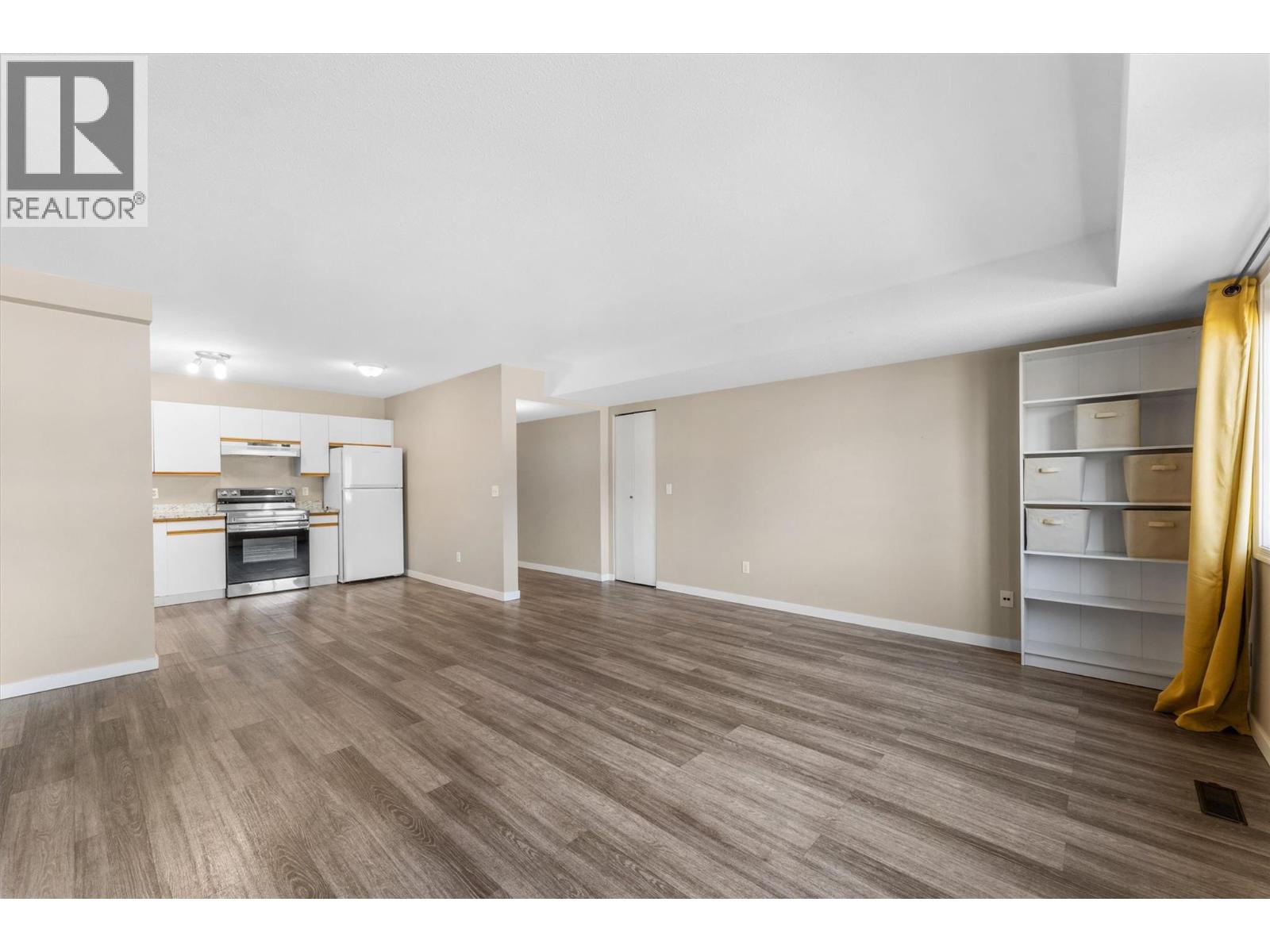  859 Richter Street, Kelowna